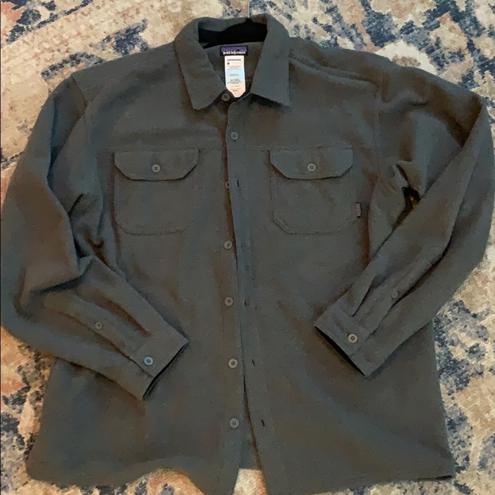 Men’s Patagonia Fleece shirt